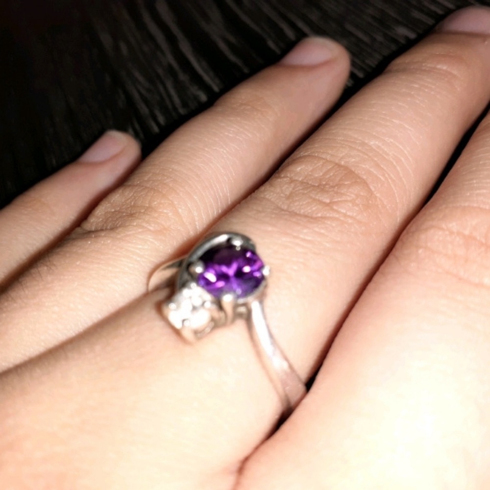 Purple ring - Picture 2 of 4